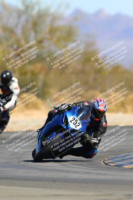 media/Mar-12-2022-SoCal Trackdays (Sat) [[152081554b]]/Turn 2 (1145am)/